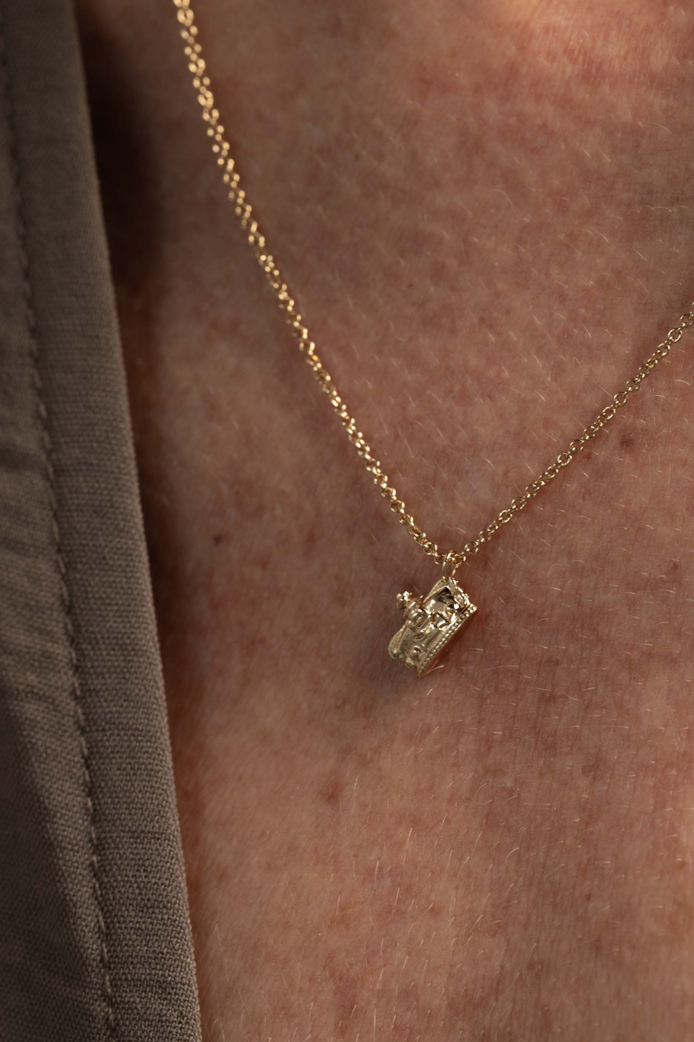 Kroon ketting 14k solid goud