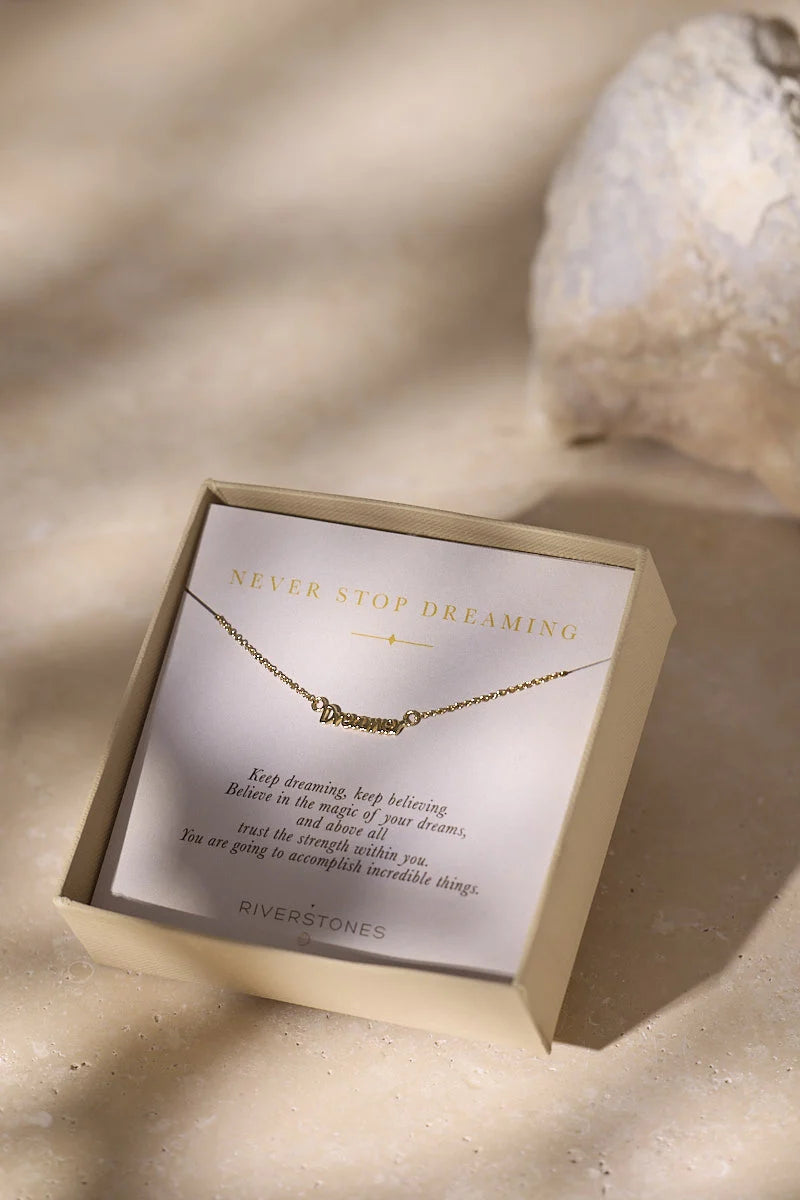 Never stop dreaming ketting verguld