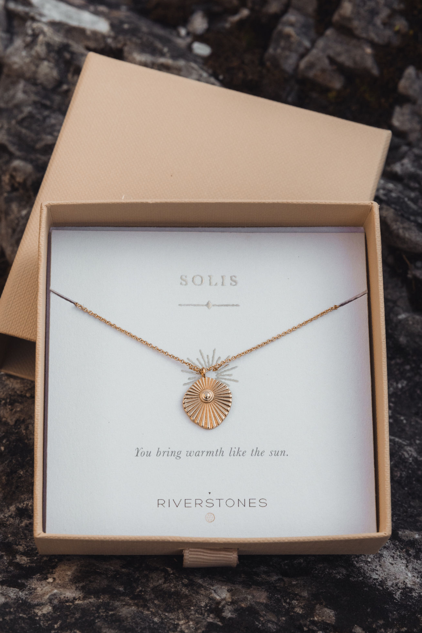 Solis Ketting Judith Noordzij x Riverstones.png - verpakking