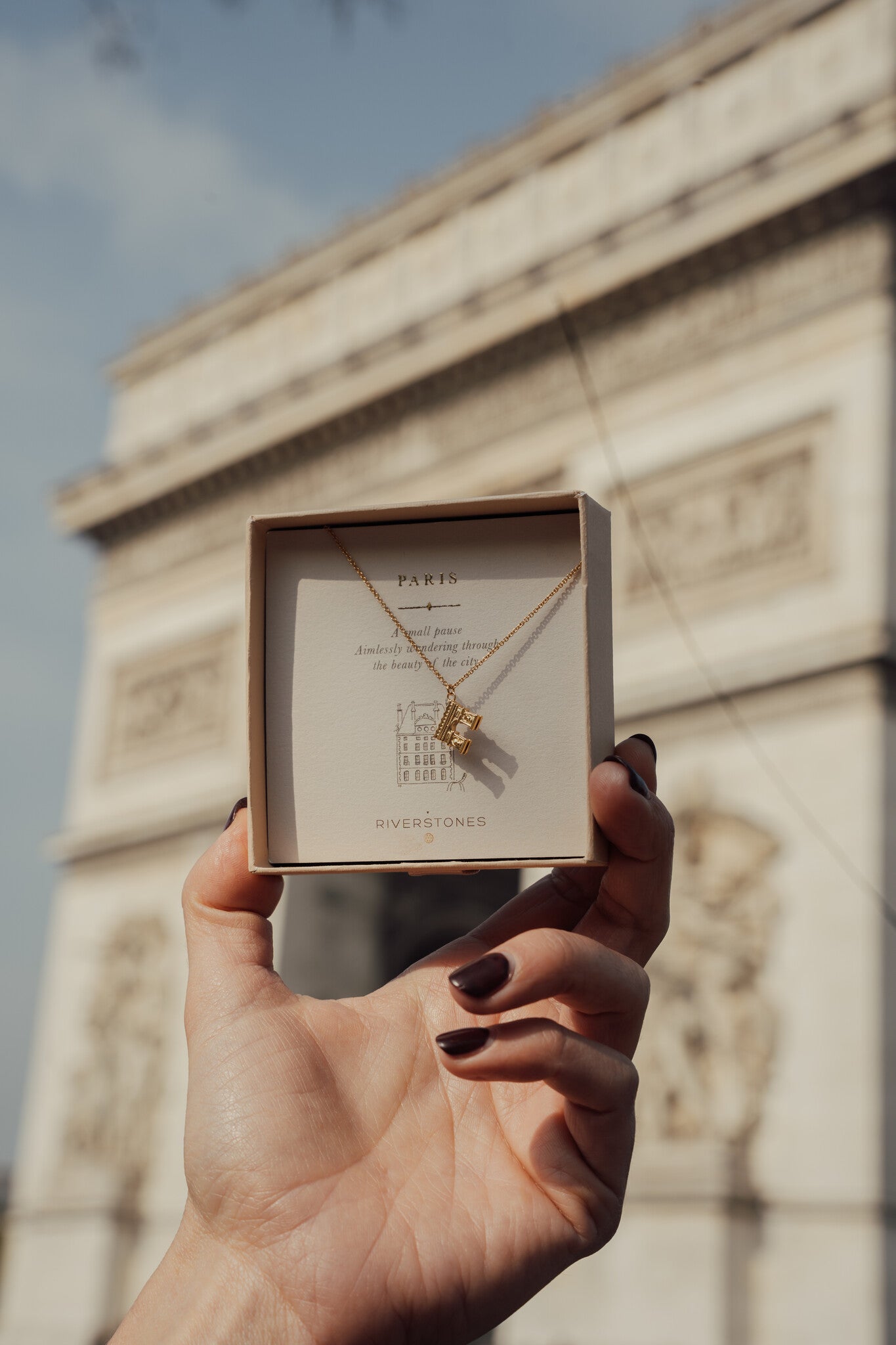 Triomphe necklace paris